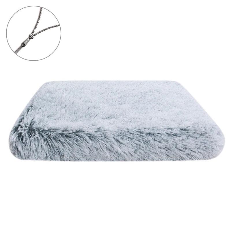 Premium Hundekissen aus Kordsamt in der Farbe Diamant von HUNDESCHATZ™ mit weichem, kuscheligem Bezug und praktischem Reißverschluss für einfaches Abnehmen und Waschen.