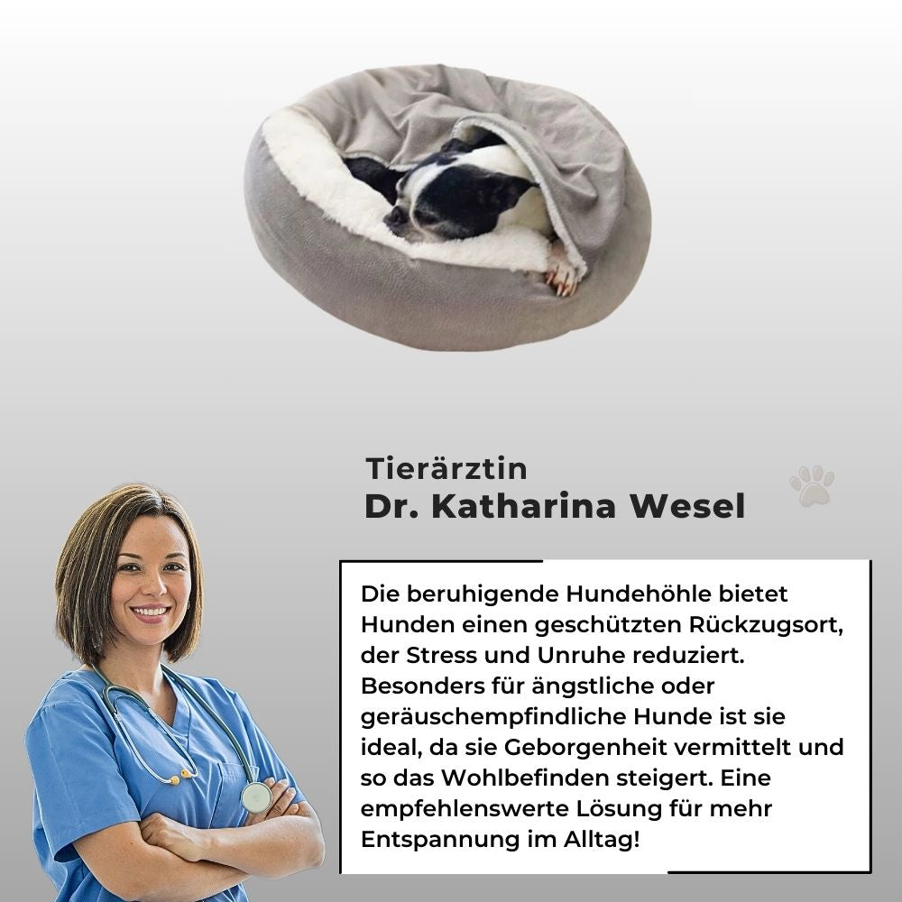 Tierärztin Dr. Katharina Wesel empfiehlt die beruhigende Hundehöhle als idealen Rückzugsort für ängstliche Hunde. Das Bild zeigt einen Hund entspannt in der Kuschelhöhle sowie die Tierärztin mit ihrem Statement.